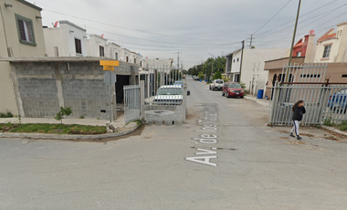 CASA ADJUDICADA EN CALLE DE LIRIOS, FRACCIONAMIENTO VILLA FLORIDA,TAMAULIPAS