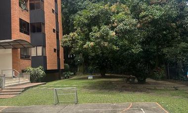 Venta-Espectacular Apartamento en Poblado - Sector Oviedo