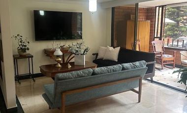 Venta-Espectacular Apartamento en Poblado - Sector Oviedo