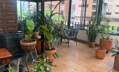 Venta-Espectacular Apartamento en Poblado - Sector Oviedo