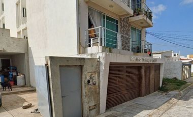VENTA DE AMPLIO DPTO. EN RUFINO TAMAYO, COATZACOALCOS, VERACRUZ