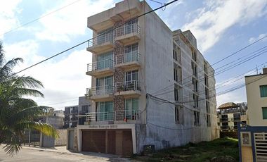 VENTA DE AMPLIO DPTO. EN RUFINO TAMAYO, COATZACOALCOS, VERACRUZ