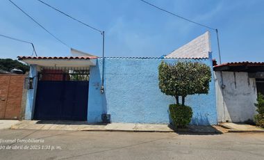 CASA TIPO HOSTAL EN COL. ANTONIO BARONA, CUERNAVACA MORELOS.