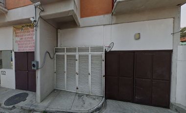 VENTA DE AMPLIO DPTO. EN BELISARIO DOMINGUEZ, TLALPAN, CDMX