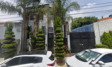 REMATO EXCELENTE CASA EN BOULEVARD DE LA HACIENDA, VILLAS DE LA HACIENDA, ATIZAPÁN