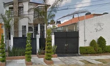 REMATO EXCELENTE CASA EN BOULEVARD DE LA HACIENDA, VILLAS DE LA HACIENDA, ATIZAPÁN