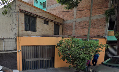 CASA EN VENTA, ALCALDIA AZCAPOTZALCO, COLONIA NUEVA SANTA MARÍA, MAGNIFICA OPORTUNIDAD