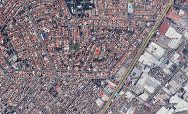 VENTA DE GRANDE CASA EN CALLE VIVEROS DEL RETIRO, TLALNEPANTLA, CDMX