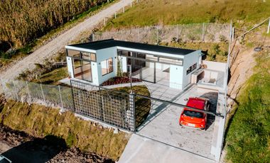 VENTA DE BONITA PROPIEDAD CON 340m2 - Chicán   | vía a Paute