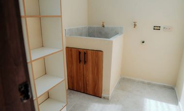 VENTA DE BONITA PROPIEDAD CON 340m2 - Chicán   | vía a Paute