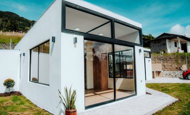 VENTA DE BONITA PROPIEDAD CON 340m2 - Chicán   | vía a Paute