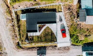 VENTA DE BONITA PROPIEDAD CON 340m2 - Chicán   | vía a Paute