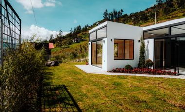 VENTA DE BONITA PROPIEDAD CON 340m2 - Chicán   | vía a Paute