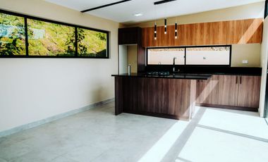VENTA DE BONITA PROPIEDAD CON 340m2 - Chicán   | vía a Paute