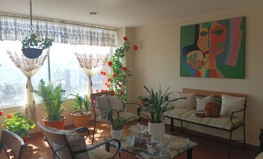DEPARTAMENTO EN VENTA CON VISTA SECTOR MASTODONTES NORTE QUITO