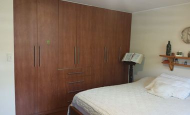 DEPARTAMENTO EN VENTA CON VISTA SECTOR MASTODONTES NORTE QUITO