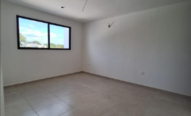 Hermosa casa en venta en Fraccionamiento Real Montejo