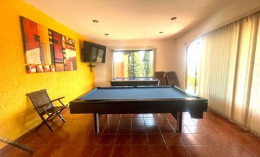 VENTA-HERMOSA CASA CON VISTA PANORÁMICA EN SAYAVEDRA, ATIZAPAN, EDO. MEX.