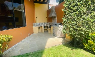 VENTA-HERMOSA CASA CON VISTA PANORÁMICA EN SAYAVEDRA, ATIZAPAN, EDO. MEX.