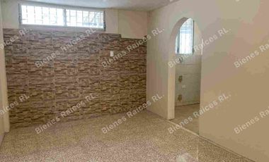 CASA EN VENTA EN SAUCES 2