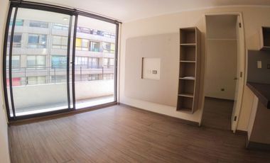 Departamento San Martin, Santiago Centro / Excelente Ubicación / 2D 2B