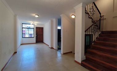 CASA DE VENTA EN CARAPUNGO 4 HABITACIONES QUITO - ECUADOR
