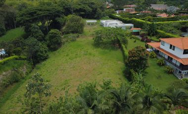 EN VENTA LOTE DE 3.461M2 PLANO EN CERRITOS