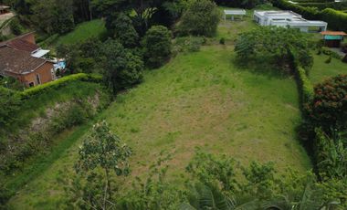 EN VENTA LOTE DE 3.461M2 PLANO EN CERRITOS