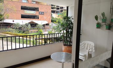 VENDO CASA EN SABANETA POR LA DOCTORA PARTE BAJA