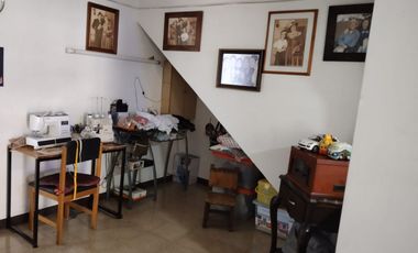 VENDO CASA EN SABANETA POR LA DOCTORA PARTE BAJA