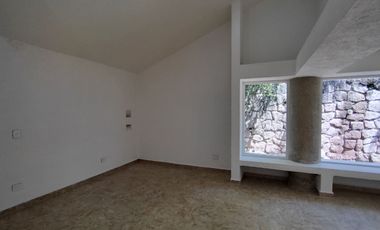 Casa en venta  de 4 recámaras en condominio horizontal en Cuernavaca, Colinas de Santa Fe