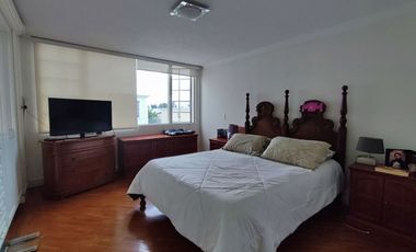 CASA DE VENTA EN CUMBAYA SECTOR SAN JUAN QUITO - ECUADOR