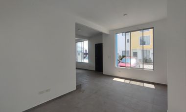 CASA DE VENTA MITAD DEL MUNDO QUITO - ECUADOR