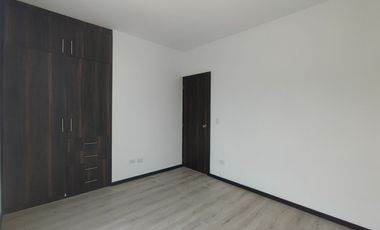 CASA DE VENTA MITAD DEL MUNDO QUITO - ECUADOR