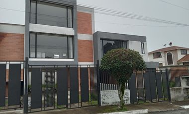 Vendo Casa Por estrenar, sector El Colibri.
