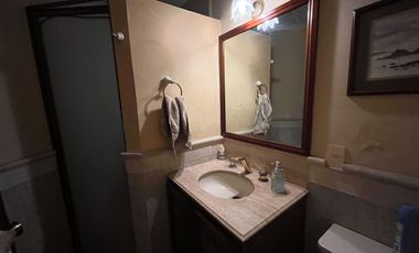 Casa en venta en el Fraccionamiento Altamira, Zapopan, Jalisco
