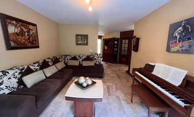 Casa en venta en el Fraccionamiento Altamira, Zapopan, Jalisco