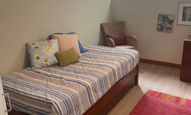 DUPLEX ESTILO CASA EN EXCELENTE ZONA CON VISTA MAR