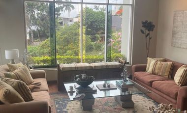 DUPLEX ESTILO CASA EN EXCELENTE ZONA CON VISTA MAR