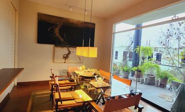 DUPLEX ESTILO CASA EN EXCELENTE ZONA CON VISTA MAR