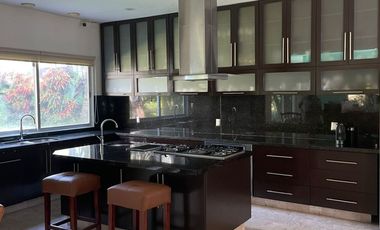 CASA EN RENTA CON O SIN MUEBLES CON PANELES SOLARES