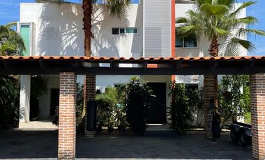 CASA EN RENTA CON O SIN MUEBLES CON PANELES SOLARES
