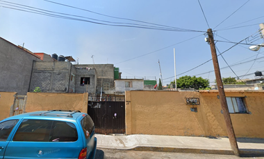 Casa 🏡 de oportunidacd en Cda. Cuitláhuac 4, San Lorenzo, 09900 Ciudad de México, CDMX, México ✨💵