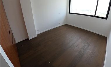 Rento PH en santa fe de juriquilla 4 recmaras + servicio 4 baños 3 cocheras
