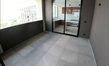 Rento PH en santa fe de juriquilla 4 recmaras + servicio 4 baños 3 cocheras