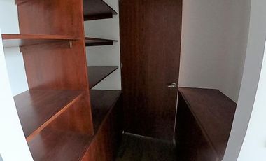 Rento PH en santa fe de juriquilla 4 recmaras + servicio 4 baños 3 cocheras