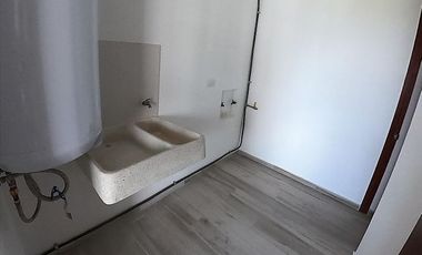 Rento PH en santa fe de juriquilla 4 recmaras + servicio 4 baños 3 cocheras