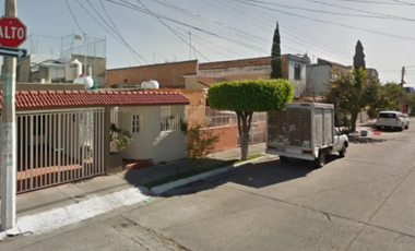 CASA EN REMATE, EN COLONIA 18 DE MARZO, GUADALAJARA