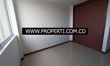 Apartamento en Arriendo Sector Cumbres - Envigado