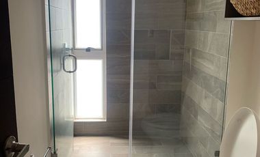 CASA AMUEBLADA EN RENTA PASEO SAN JUNIPERO FRENTE AL NUEVO REFIGIO